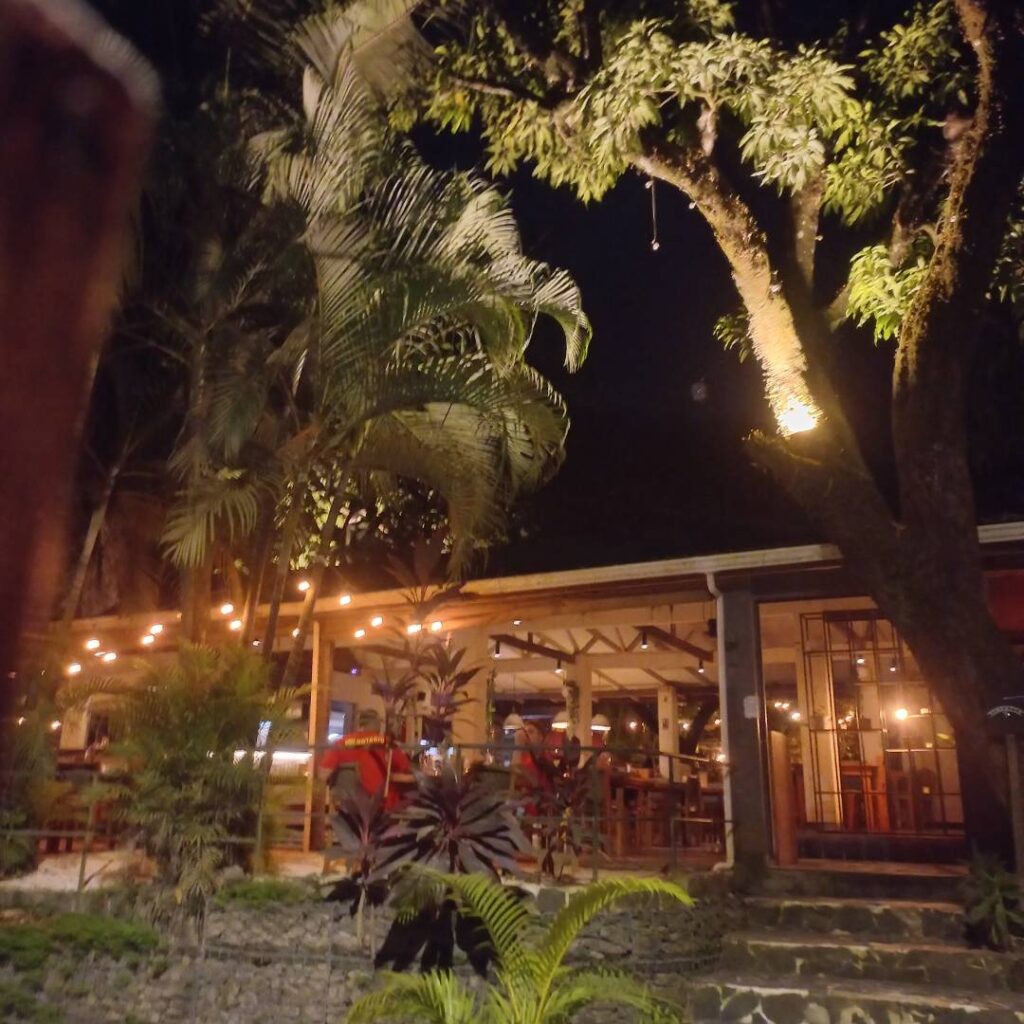 Amici-Restaurant-Santa-Teresa-Playa-Carmen