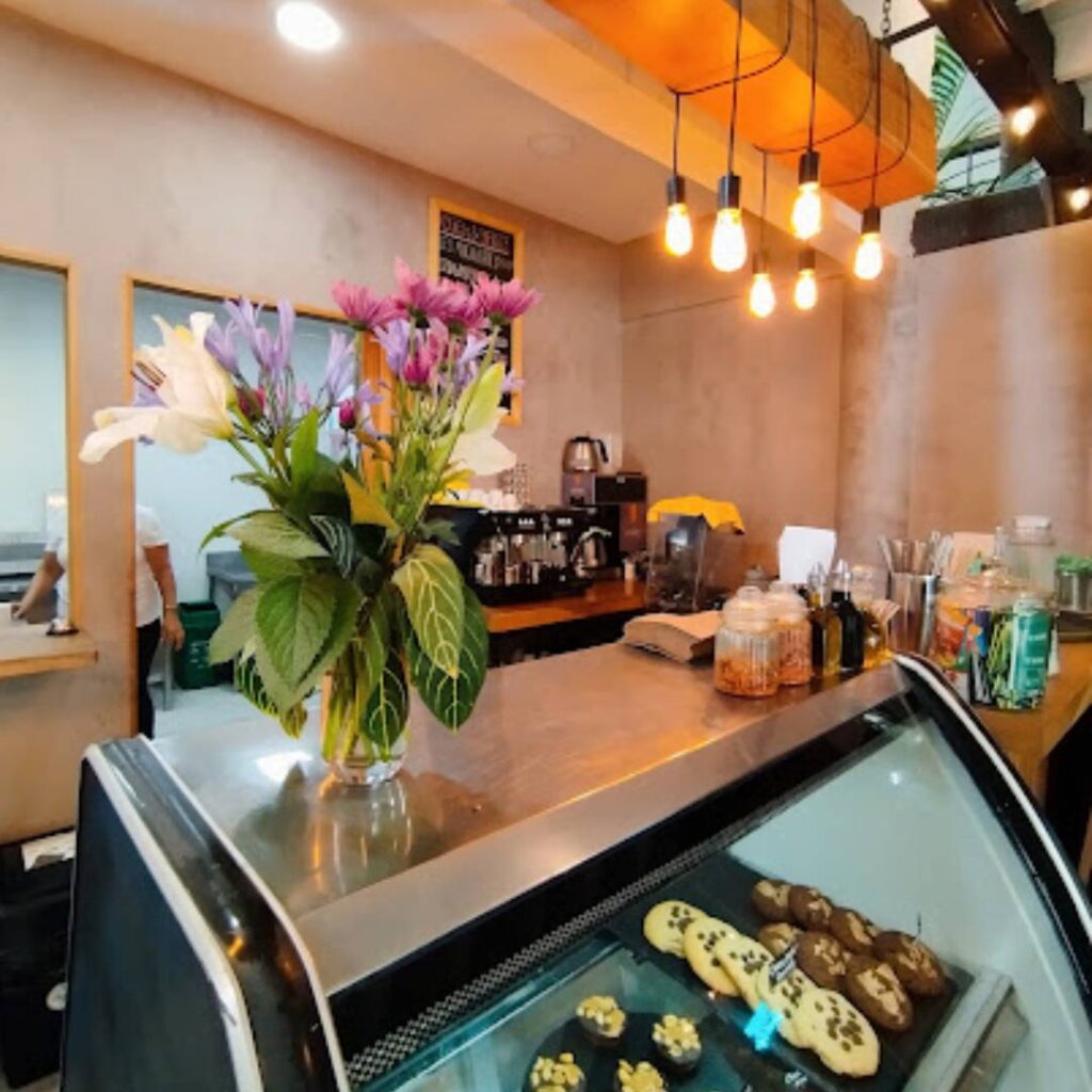 Aroma-Cafe-Santa-Teresa-Costa-Rica