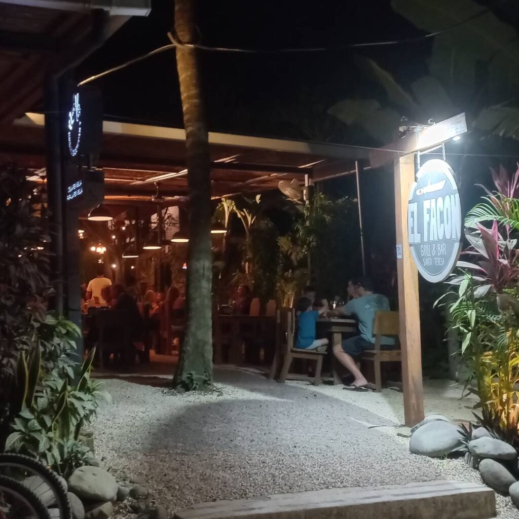 El-Facon-Restuarant-Santa-Teresa