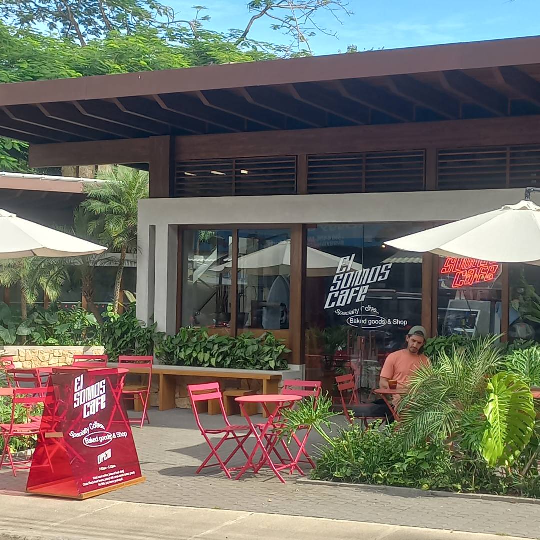 Los Hermanos Locos-cafe-y-taqueria-Hermosa-Santa-Teresa