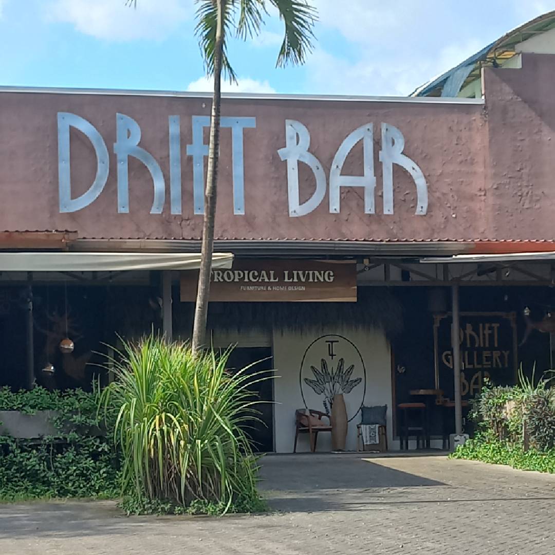 Drift-Bar-Restaurant-Playa-Carmen