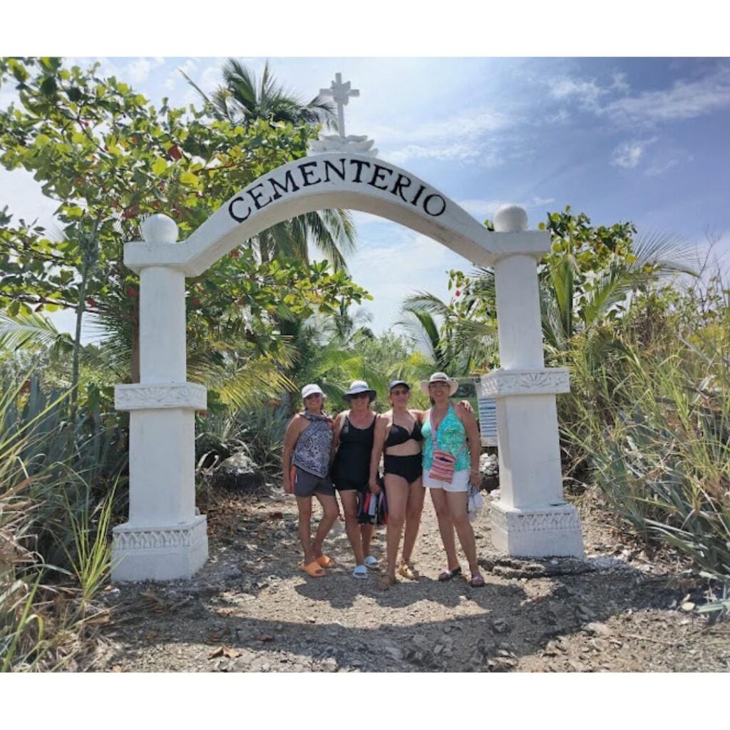 Cabuya-Island-Cemetary-Santa-Teresa-Tours