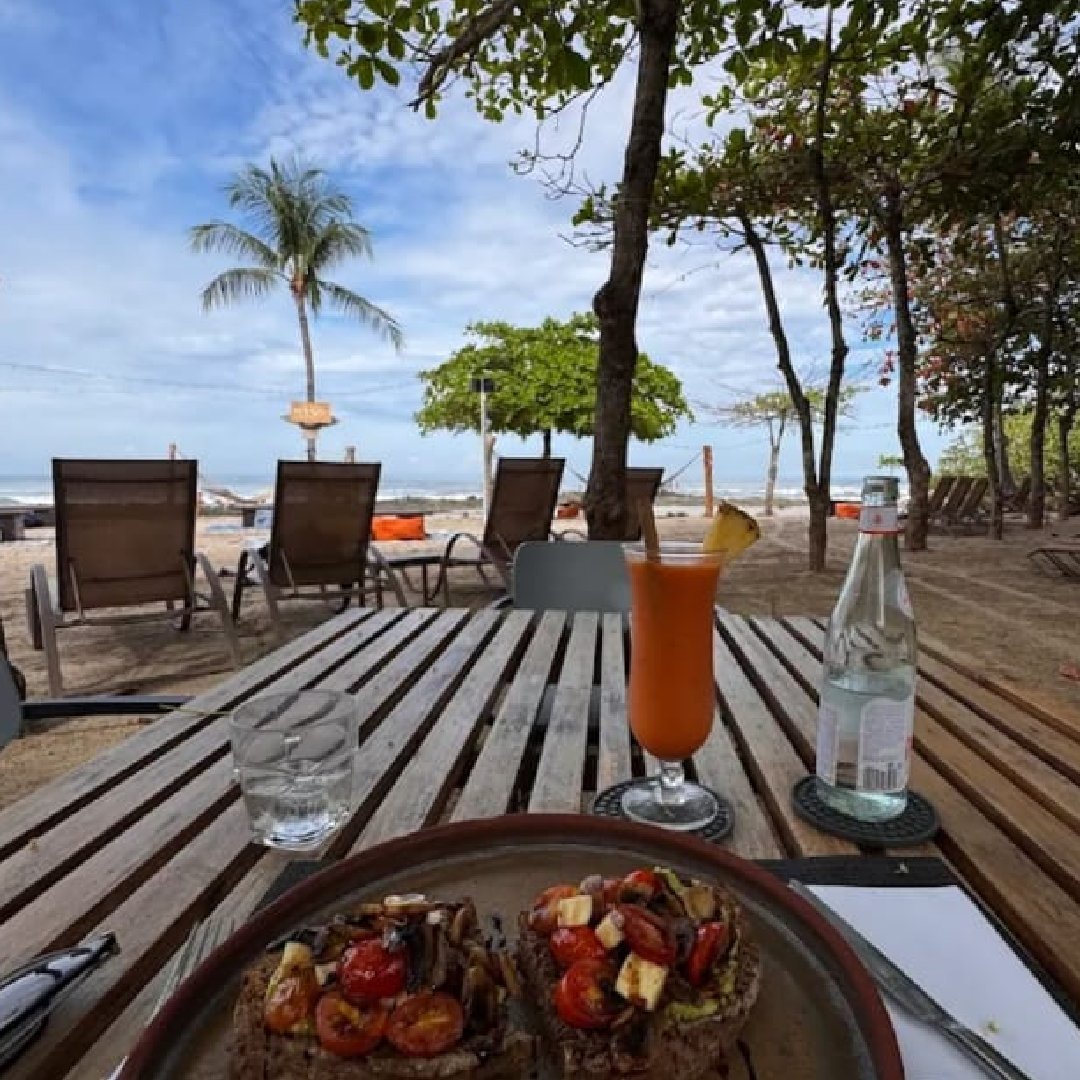 manzu-nantipa-resort-beachfront-santa-teresa