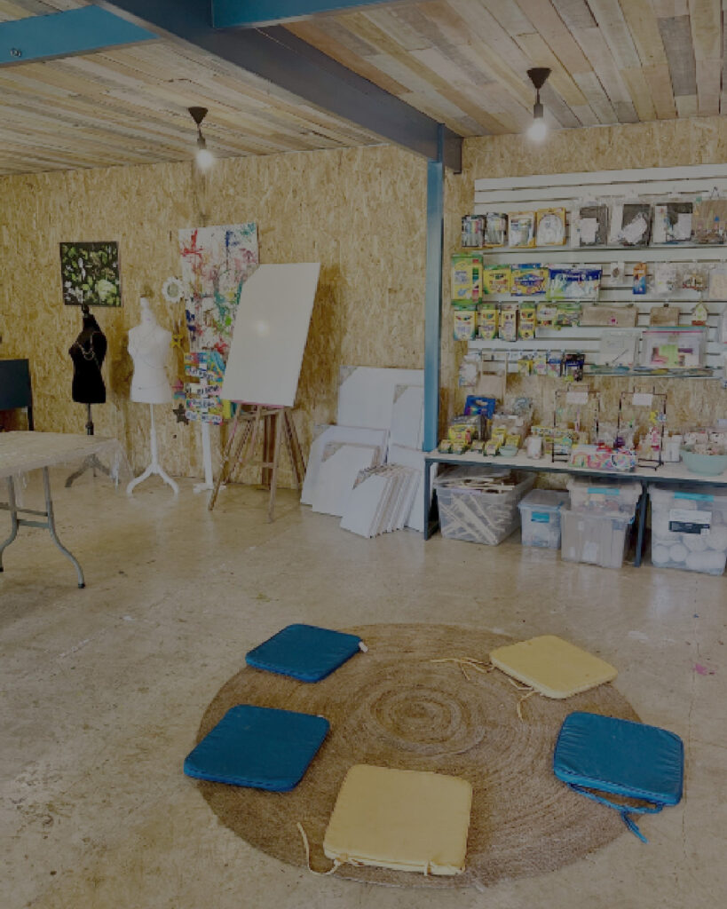 Open interior studio space at Creativo in Santa Teresa Costa Rica designed for art workshops, music, dance, relaxation and cultural activities.
