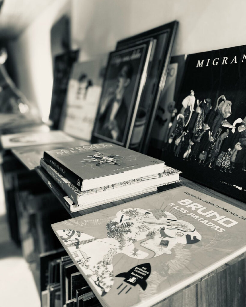 Books displayed inside Agora Gallery in Santa Teresa, Costa Rica.